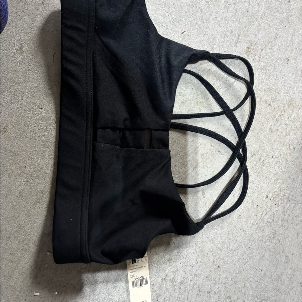 NWT sport bra. Size small
